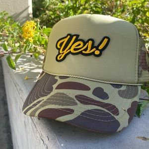 Yes trucker hat